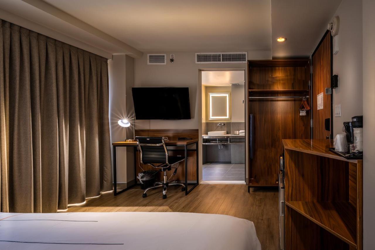 La Quinta By Wyndham Time Square South Hotell New York Exteriör bild