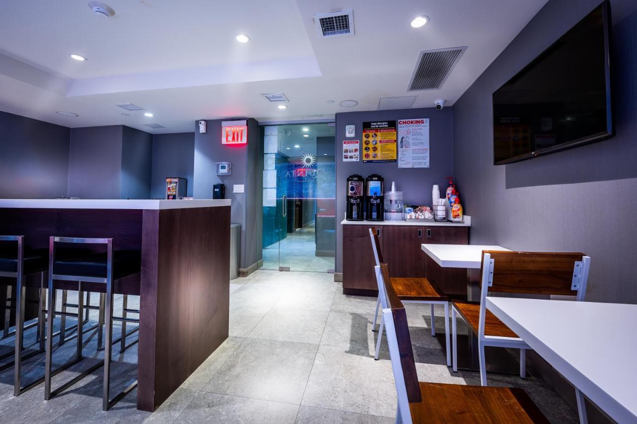 La Quinta By Wyndham Time Square South Hotell New York Exteriör bild