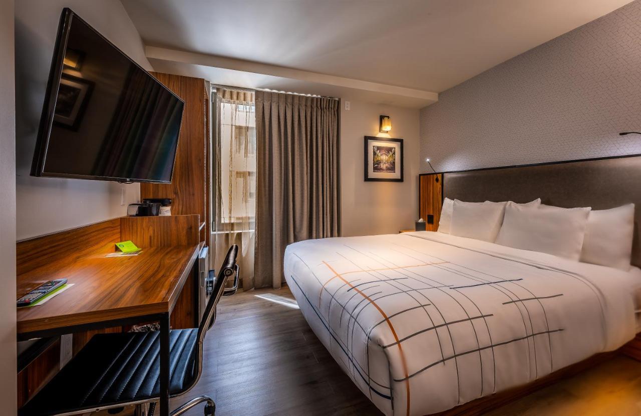 La Quinta By Wyndham Time Square South Hotell New York Exteriör bild